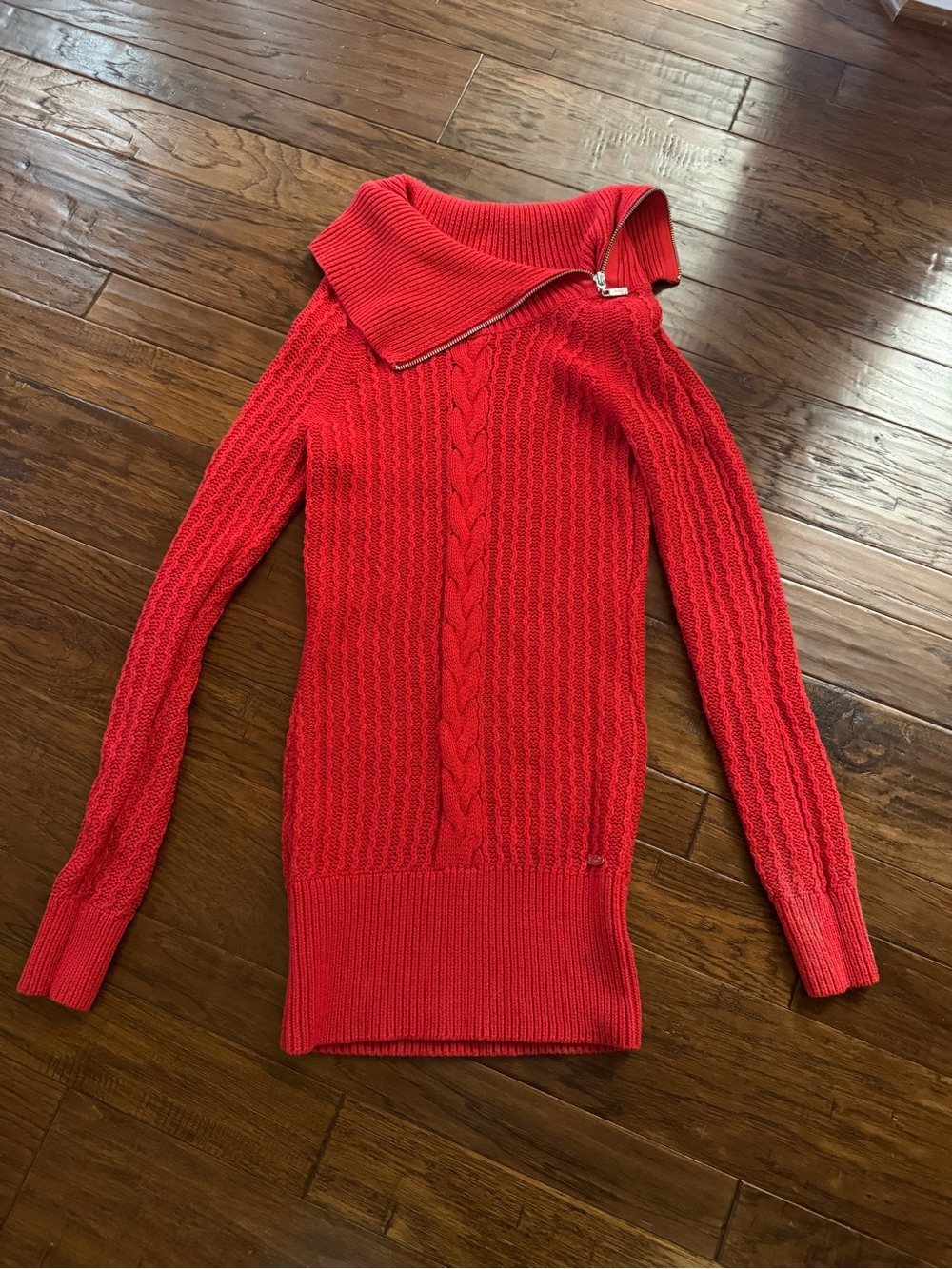 Guess women sweater S